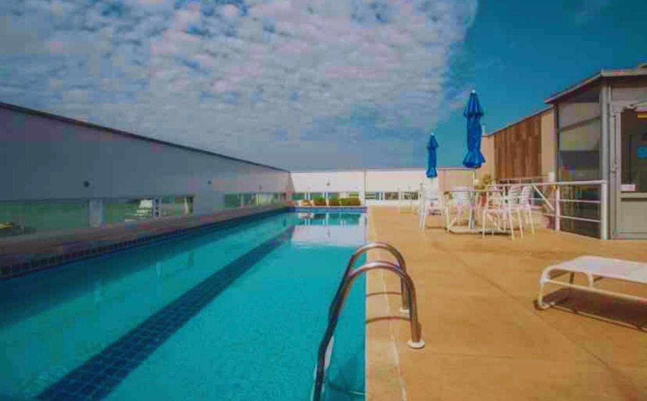 Flat Exclusivo No Hotel Ramada Macae, Smartv, Wifi 512Mbps, Piscina E Garagem Eksteriør bilde