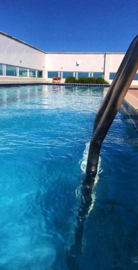 Flat Exclusivo No Hotel Ramada Macae, Smartv, Wifi 512Mbps, Piscina E Garagem Eksteriør bilde