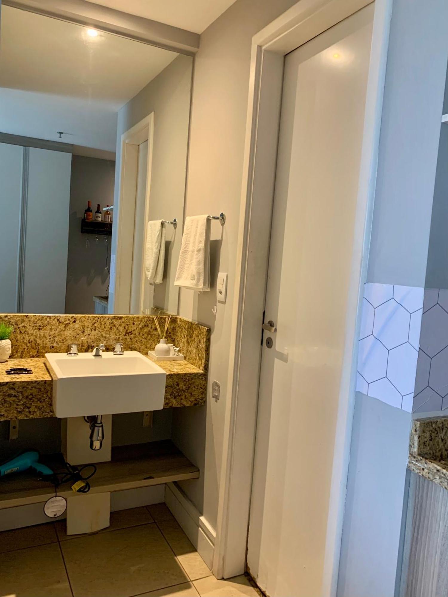 Flat Exclusivo No Hotel Ramada Macae, Smartv, Wifi 512Mbps, Piscina E Garagem Eksteriør bilde